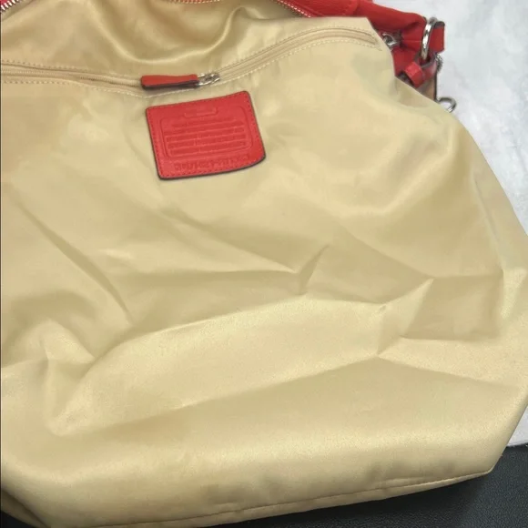 Coach 2014 Red Leather Shoulder Bag - Picture 8 of 10